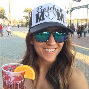 Meet your Posher, Candice